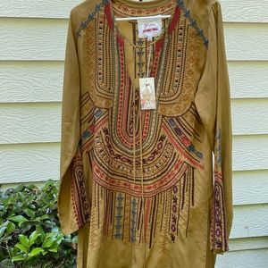 Johnny Was Tunic- New. Size small